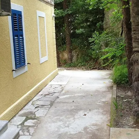 Apartment Kaza In Center, With Terrace, Private Parking, Step To The Sea